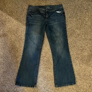 Women’s jeans dark wash size 11/12 short